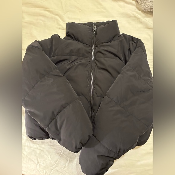 H&M Black Puffer Jacket - Picture 1 of 4